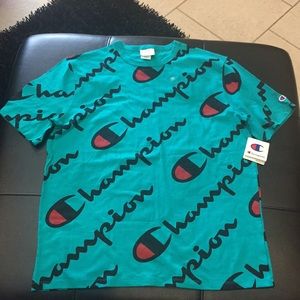 Champion T-shirt